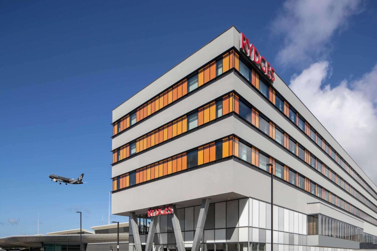 Rydges Wellington Airport Hotel Exterior photo